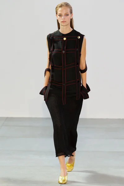 Look 17